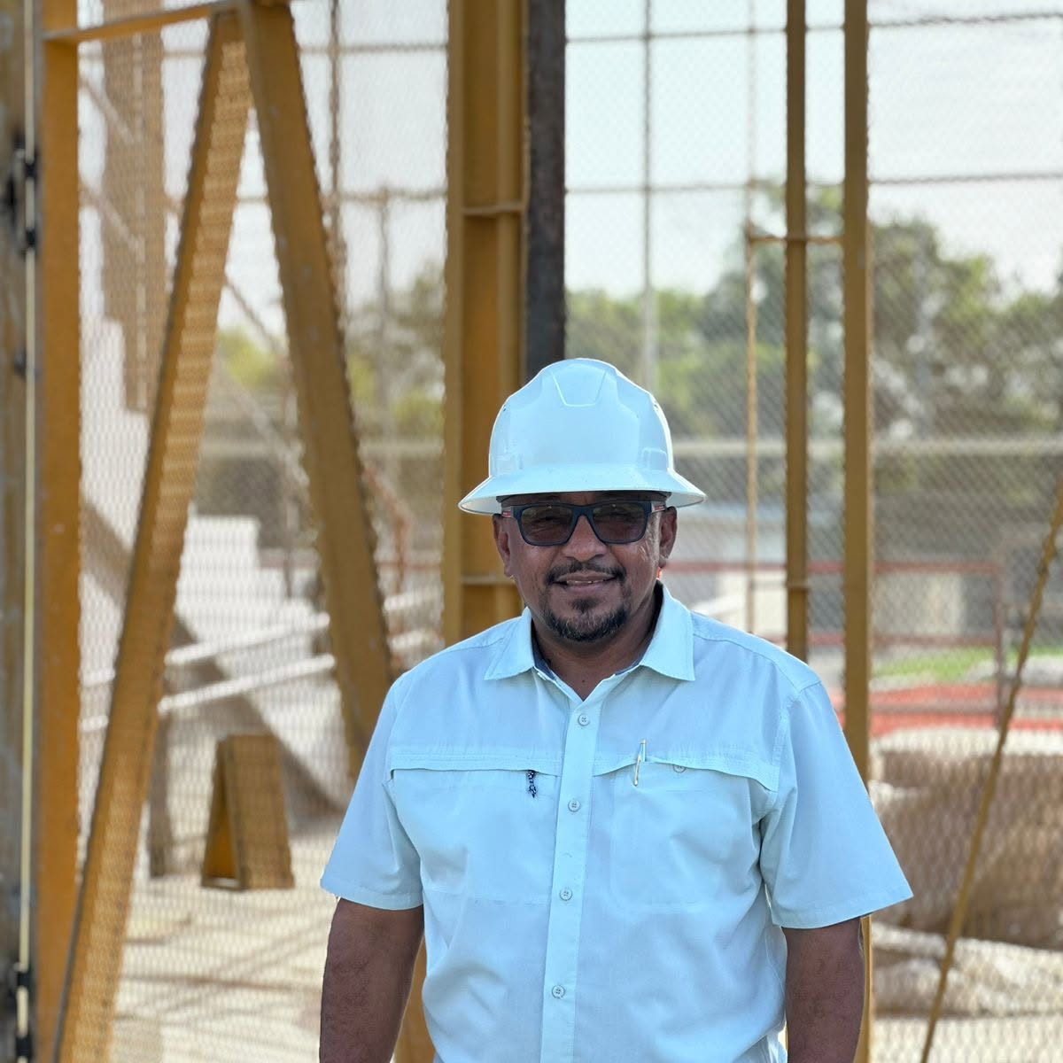 Arquitecto César A. Adames en obra, Panamá