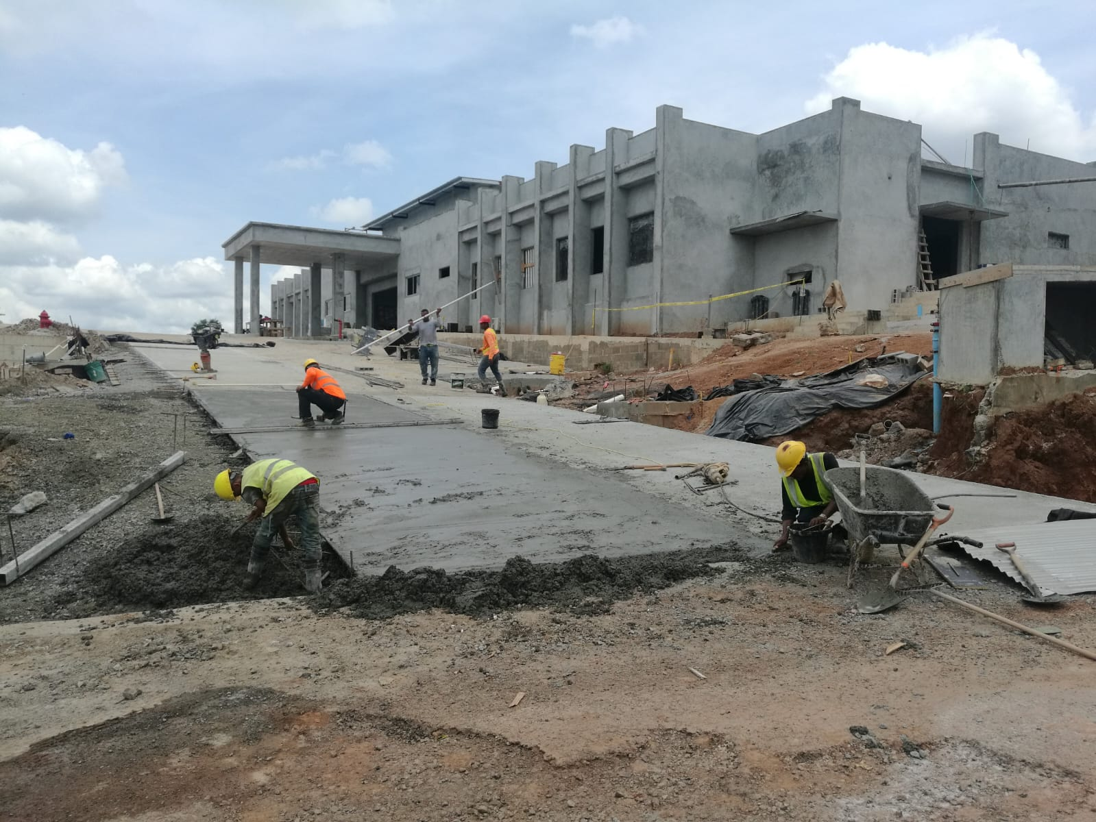 Obra civil en la extensión universitaria de la Universidad Tecnológica de Panamá